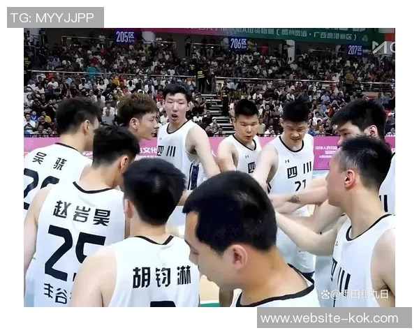 姜伟泽狂砍41分4板吉林男篮轻松战胜中国澳门全运男篮晋级小组赛 姜伟泽狂砍41分4板吉林男篮轻松战胜中国澳门全运男篮晋级小组赛