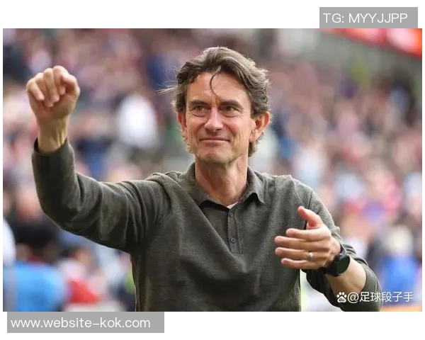 弗兰克呼吁热刺球迷支持维卡里奥不应嘘声相向展现真正的球队精神 弗兰克呼吁热刺球迷支持维卡里奥不应嘘声相向展现真正的球队精神